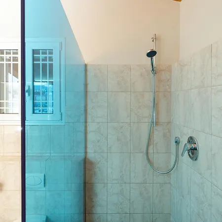 Apartament Zoe's Place - 1 Bd Loft Beachfront *